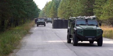 В Украину зайдет канадский производитель броневиков Roshel: детали