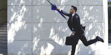 Три знака Зодиака, которым повезет на работе до конца октября 2023 года
