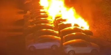 В Германии сгорели десятки электромобилей Tesla стоимостью более 500 тысяч евро (фото)