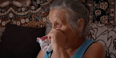 "Вікна їм повибиваю": бабуся "Да Вінчі" розповіла, як його брату хотіли видати повістку (відео)