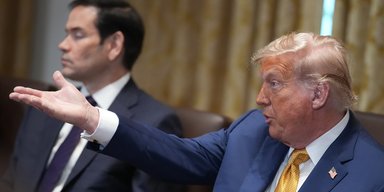 Он плохой человек: Трамп резко высказался о Путине и пообещал "сюрприз" (видео)