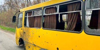 ВС РФ в Запорожье ударили FPV-дроном по пассажирскому автобусу: подробности