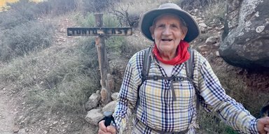 92-річний учений претендує на світовий рекорд, подолавши Гранд-Каньйон пішки (відео)