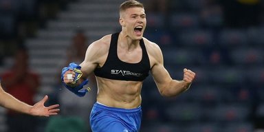 Артем Довбик офіційно перейшов у новий клуб: що відомо