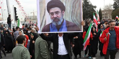 Моджтаба Хаменеи очень "болен" и не может управлять Ираном, — СМИ