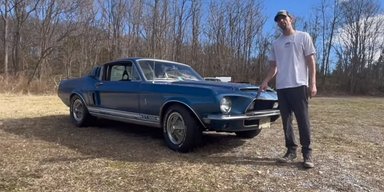 Покинутий скарб: рідкісний Ford Mustang за $150 000 простояв 40 років у гаражі (відео)