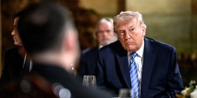 В Европе бьют тревогу: Трамп может усилить давление на Киев, чтобы быстро покончить с войной, — The Guardian