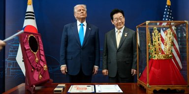 Не взятка, а подарок: чем шесть стран "ублажали" Трампа и что они получили взамен