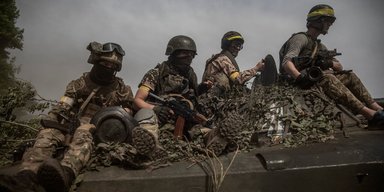 Бійці невидимого фронту: як в Україні отримують статус УБД ті, хто не брав участі у війні