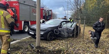 Працівник автосалону розбив новітній BMW M5 за $165 000 (фото)