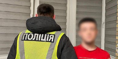 Киянин співав російські пісні у поліцейській формі в TikTok: на яку суму його оштрафують