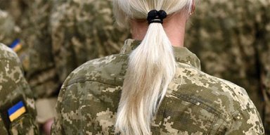 Мобилизация в Украине: кому из женщин нужно стать на воинский учет в 2024 году