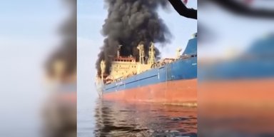 Китай попросил Иран разблокировать танкеры с горючим: что происходит в Ормузском проливе (видео)