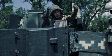 Залетают на 13–15 км и целенаправленно ищут: ВС РФ устроили настоящее сафари на Bradley