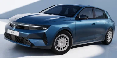 Opel снизил цену на Astra почти на 2000 евро: что осталось в самой дешевой версии (фото)