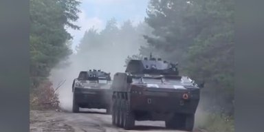 В Украине впервые показали польские БМП Rosomak (видео)