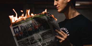 Партия цензуры: как демократы и BigTech объявили войну консервативным СМИ в США