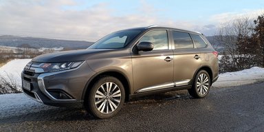 На семерых. Что предлагает обновленный Mitsubishi Outlander