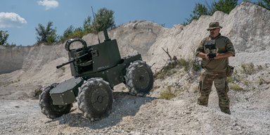 "Единственный шанс на победу": военный раскрыл, как и когда боевые роботы заменят пехоту ВСУ