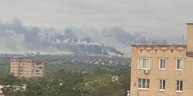 Горить один з найбільших НПЗ системи "Роснефти": дрони масовано атакували російську Сизрань (відео)