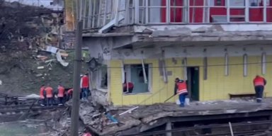 Удар балістики РФ по станції метро у Києві: з'явилися кадри наслідків (відео)