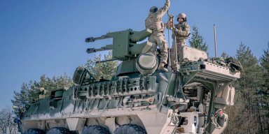 Армия США запретила стрелять ракетами Hellfire из установок M-SHORAD: в чем причина