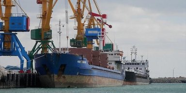 Україна страхуватиме кораблі, які будуть йти "зерновим коридором", — Шмигаль