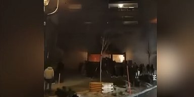 На престижном горнолыжном курорте в Швейцарии заживо сгорели десятки человек (видео)