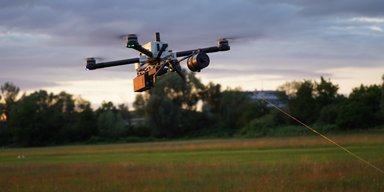 В обход РЭБ: в ВСУ рассказали о преимуществах и недостатках FPV-дронов на оптоволокне (видео)