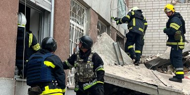 Ракетный удар ВС РФ по Чернигову: количество жертв выросло, подробности (фото, видео)