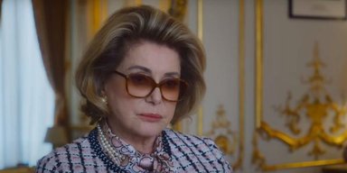 Комедия в стиле Chanel. Стоит ли смотреть фильм "Первая леди" с Катрин Денев