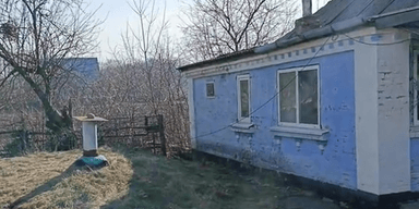 Переселенцы купили дом в селе под Киевом: что они там сделали (фото)