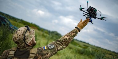 Знищили FPV-дронами: СОУ помстилися окупантам, що вбили однорічного хлопчика на Херсонщині