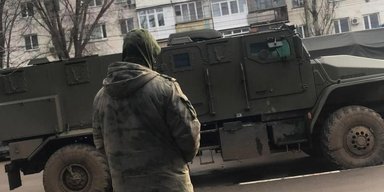 Через великі втрати: ЗС РФ регулярно прибувають на потягах у Крим, — "Атеш" (фото)