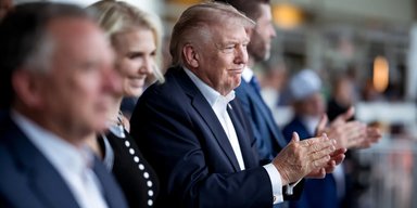 10 штрихов к портрету Дональда Трампа: президенту США исполнилось 80 лет (фото, видео)