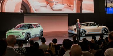 Нова Toyota Camry і Subaru Forester 2024: головні прем'єри автошоу в Лос-Анджелесі (фото)