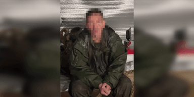 Заблукав у лісі: прикордонники взяли в полон 61-річного окупанта (фото, відео)