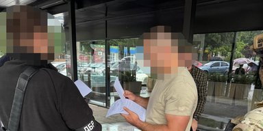 Знущання у полку "Скеля": ДБР затримало бійця за підозрою у побитті капелана та офіцера