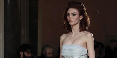 Першу у світі інтерактивну сукню показали на Тижні моди в Нью-Йорку (відео)