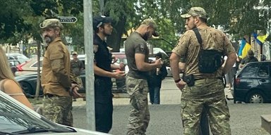 "Бусификация" и доставка в ТЦК: силовая мобилизация убивает бизнес в Украине, – нардеп (видео)