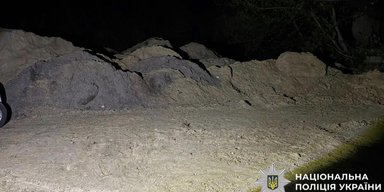 В Киевской области 11-летнего мальчика засыпало песком: детали трагедии
