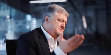 Щоб заробити 50 мільйонів гривень, Порошенко використав донати українців на ЗСУ, – Гладких