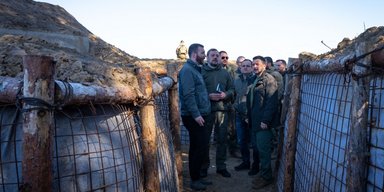 Захист півночі України: Зеленський показав оборонні рубежі на Чернігівщині (фото, відео)