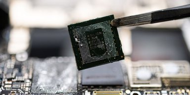Таємницю розкрито: Китай зробив скандальний 7-нм процесор на обладнанні ASML, — ЗМІ