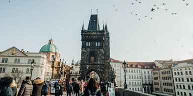 Чехія більше не видає візи та посвідки на проживання росіянам і білорусам: що відомо