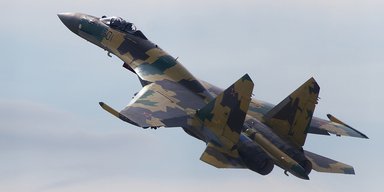 Російський пілот встиг зняти катастрофу літака після катапультування, — соцмережі (відео)