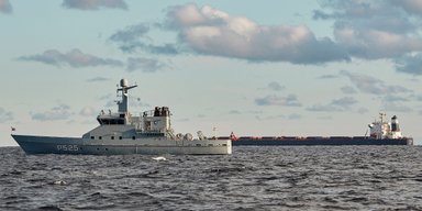 Диверсия в Балтийском море: судно, которое считают причастным, не могут обыскать без разрешения КНР