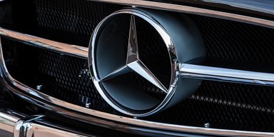 У Німеччині збанкрутував виробник логотипів Mercedes-Benz