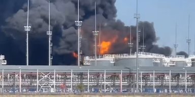 Произошел еще один взрыв: в Ростовской области вторые сутки горит нефтебаза (видео)
