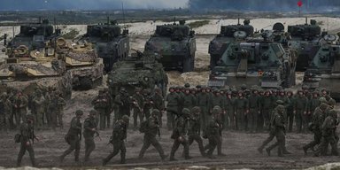 На случай войны с РФ: НАТО планирует транспортировку раненых солдат дальше от фронта, — Reuters